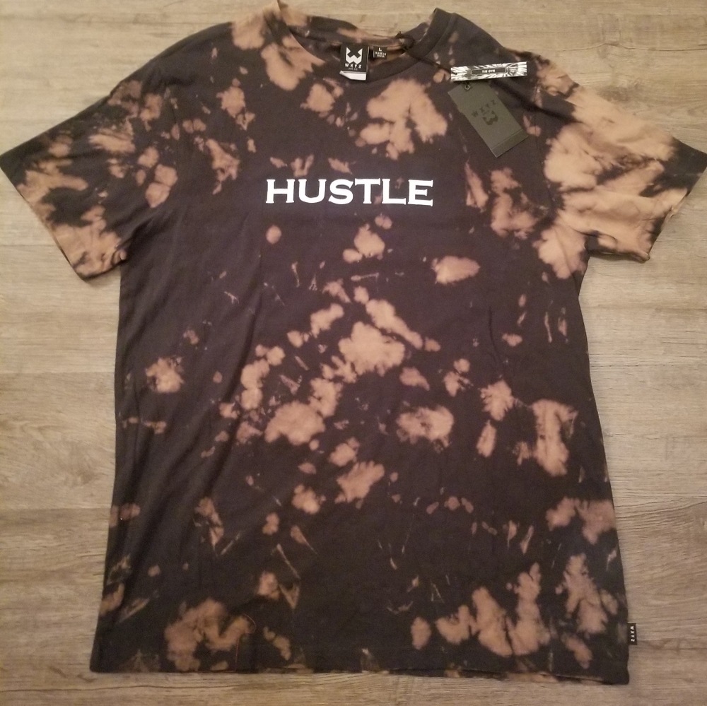 WXYZ MFG.CO "Hustle" Men's Tshirt size Large